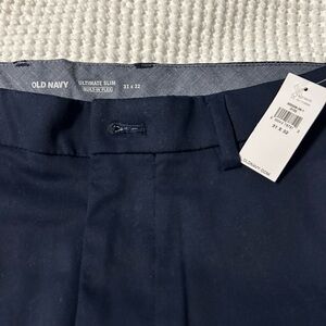 Old Navy 31x32 pants NWT. Brand new, Ultimate Slim, Built In Flex